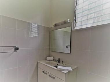 T2 Toloman - SAINTE-ANNE Centre - accès plage à pied