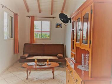 T2 Tagua - SAINTE-ANNE Centre - accès plage à pied