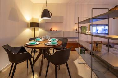 Kleio - Spacious apartment in Glyfada