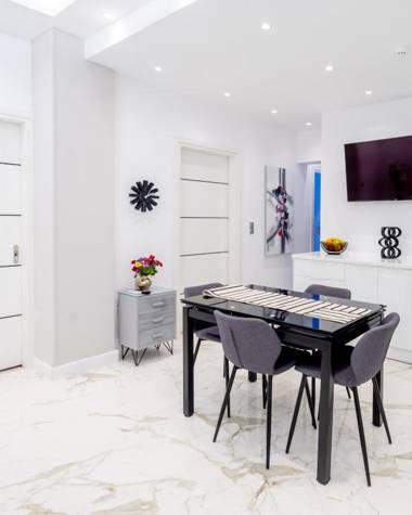 Amazing apartment in Glyfada center