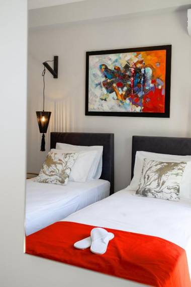 D9 center of Glyfada