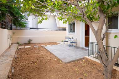 Athens Riviera Golf Apartment