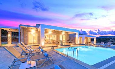 Vista Mare Villas Heated Pool