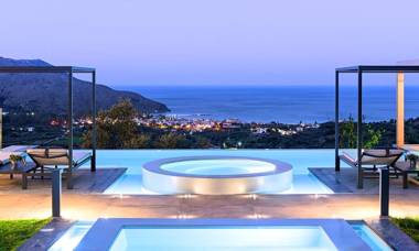 Mistral Suite Heated Pool