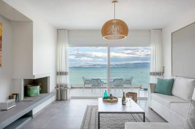 COSTA VASIA Seaside Suites and Apartments