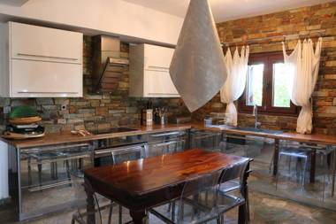 Efharis Beachfront Villa