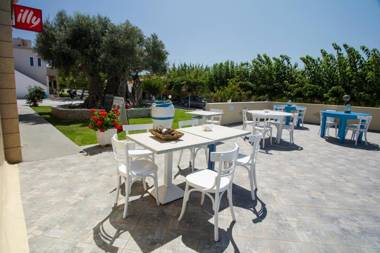Mediterranean Hotel Studios Apartments