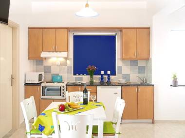 Almiris Seaside Apartments