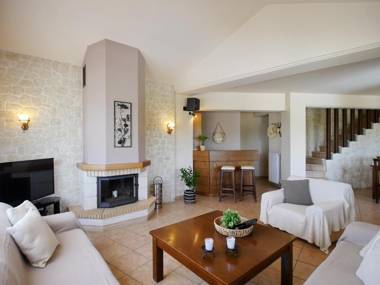 Villa Metapothia Gavalochori Crete