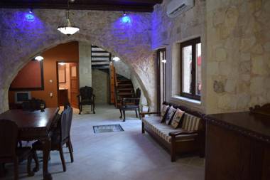 Venetian Cistern Villa