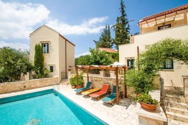Helianthos Villas
