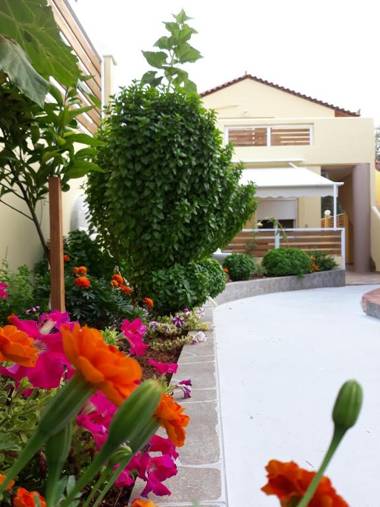 Sunset Apartments Free shuttle from Athens Airport