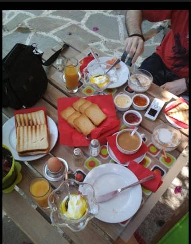 Philoxenia By Kyriakakou