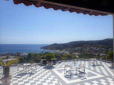 Pefkides Aegina Boutique Apartments