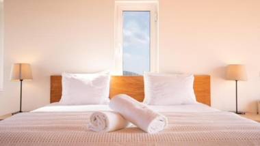 Deluxe Villa w/ Pool 5 bdrm