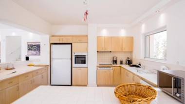 Deluxe Villa w/ Pool 5 bdrm