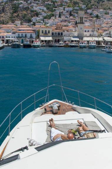 JOKER Floating Accommodation