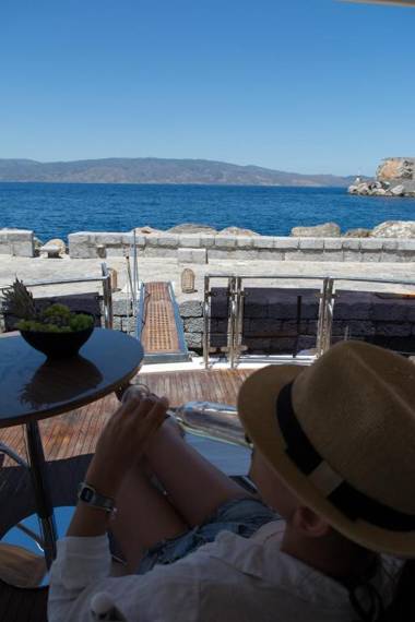 JOKER Floating Accommodation