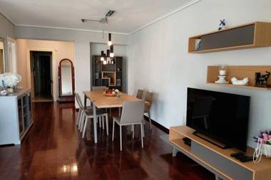 Luxury beachfront 3 bedroom apartment in Kavouri beach Athens