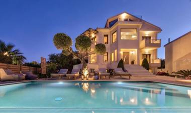 Pasithea Elegant Villa