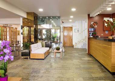 Stefanakis Hotel & Apartments