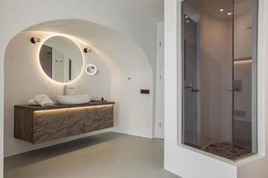 Sun Rocks Boutique Hotel