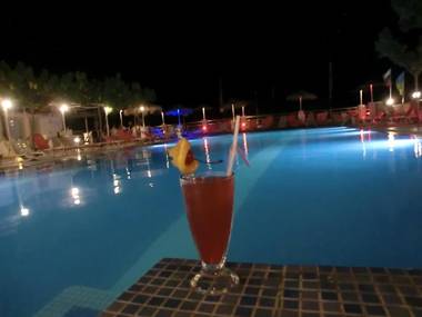 Santorini Camping/Rooms