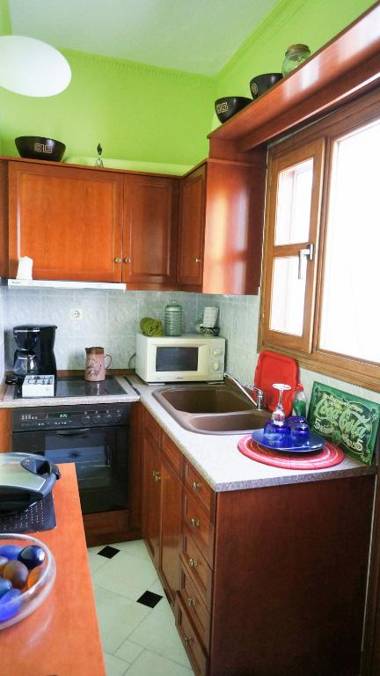 Fira Central Apartment with View