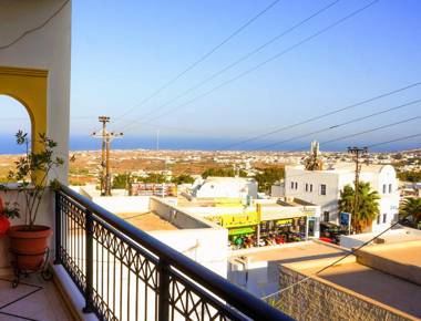 Fira Central Apartment with View