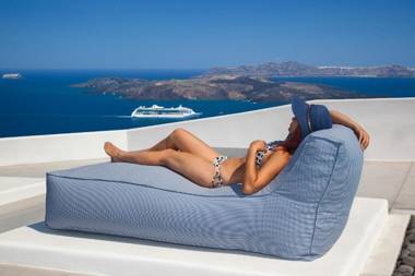 Amity Suites - Adults Only