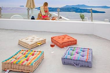 Amity Suites - Adults Only