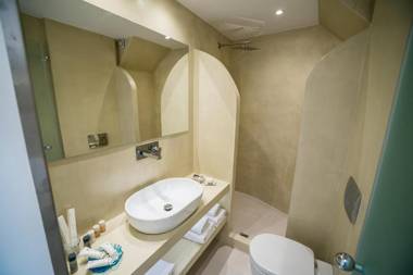 Kratiras View Luxury Suites