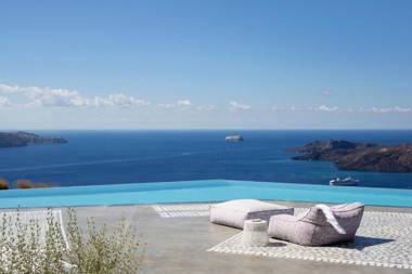 Erosantorini Estate