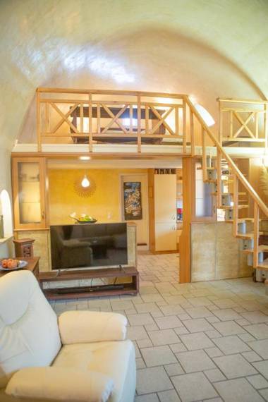 Zoe Aegeas luxury villa with jacuzzi