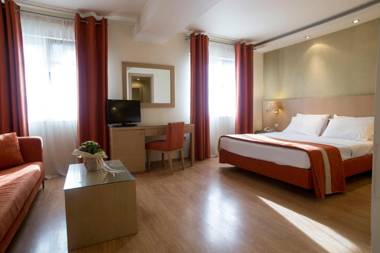 Davitel - Tobacco Hotel