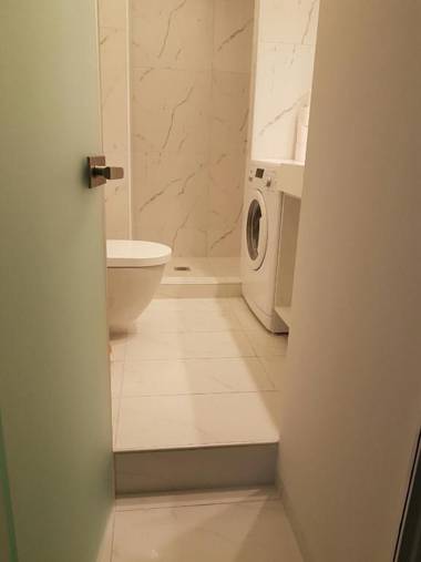 Laura Aristotelous Square Apartment