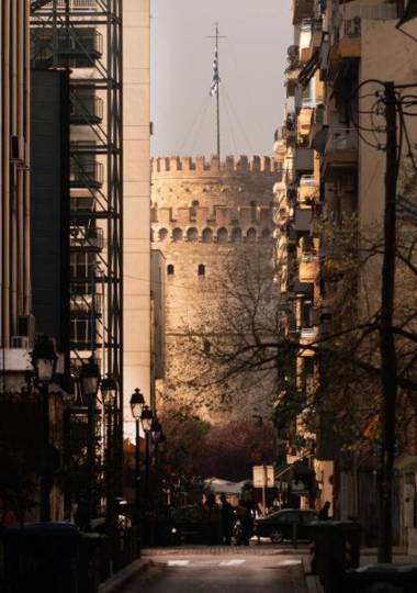 Houseloft White Tower Collection