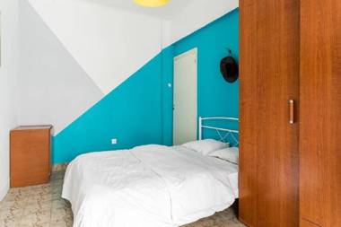 2BD- Perfect Location with square views