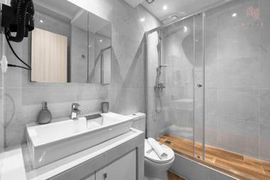 Panama Nilie Hospitality MGMT