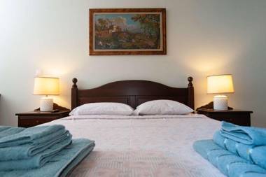 Zennova #8 Kastra Appartment