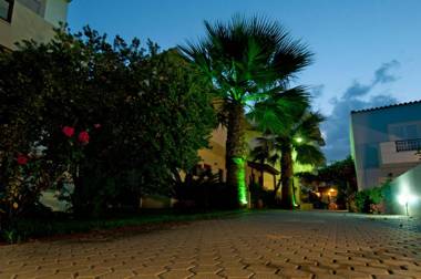 Lia Sofia Apartments