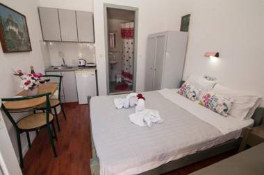 Vasilakis Studios & Apartments