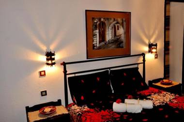 Heliotrope Apartments