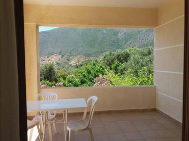 Skoutari Beach Hotel