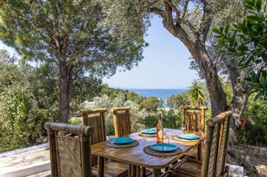 Tresor Boutique Home