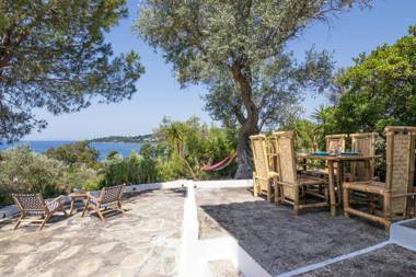 Tresor Boutique Home