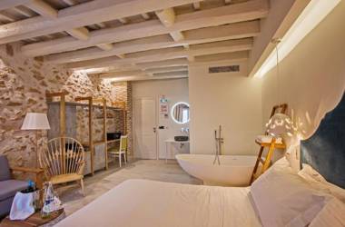 Thalassa Boutique Hotel