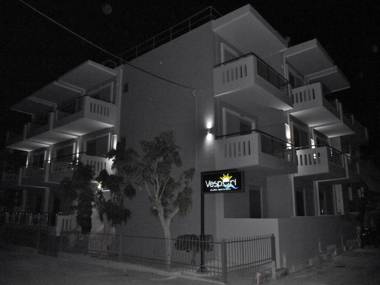 Vesperi Studios & Apartments