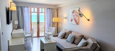 Ammos Suites