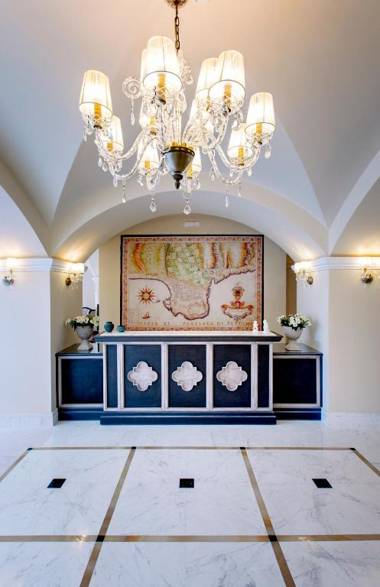 Ionia Suites